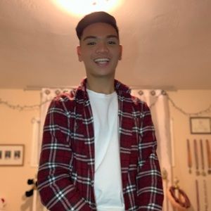 Meet your Posher, Kyle